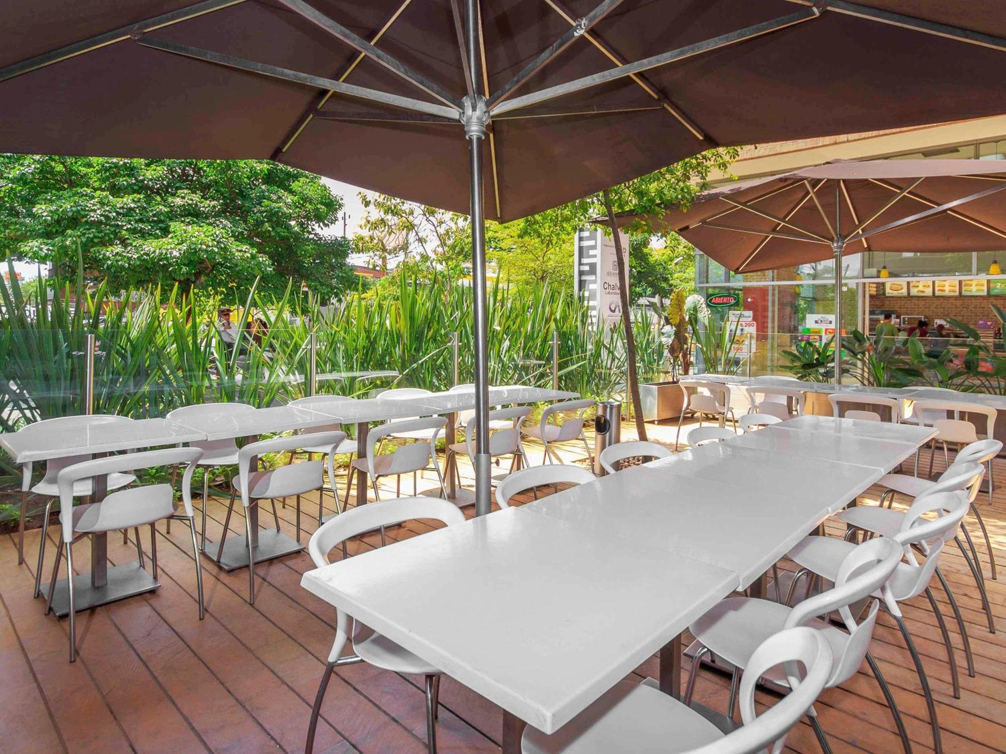 Ibis Medellin Hotel Exterior foto