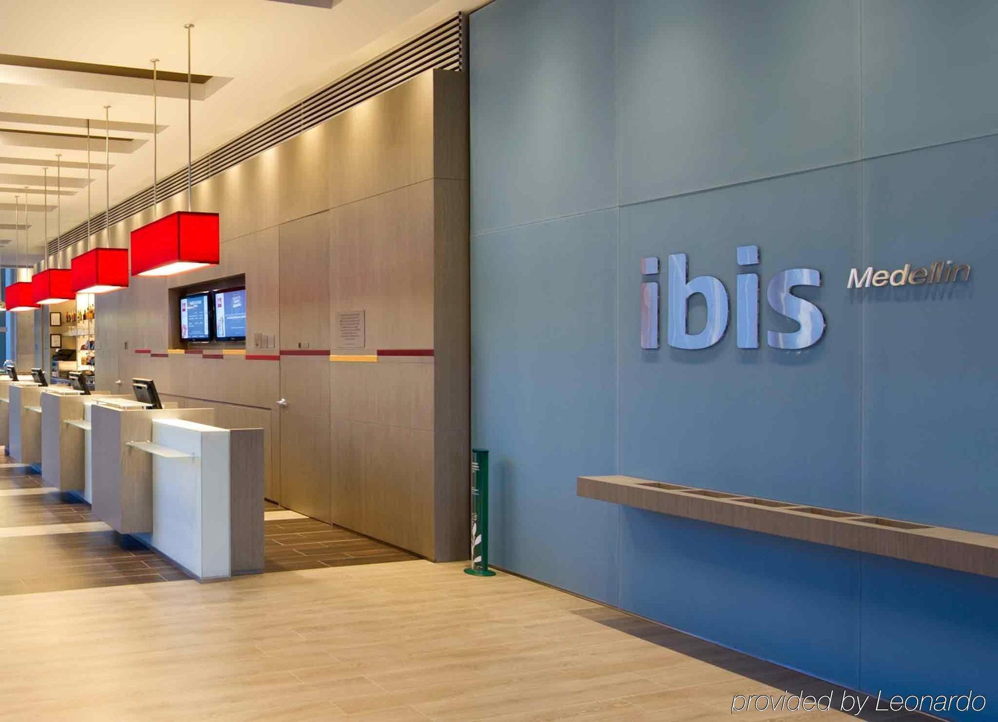Ibis Medellin Hotel Exterior foto