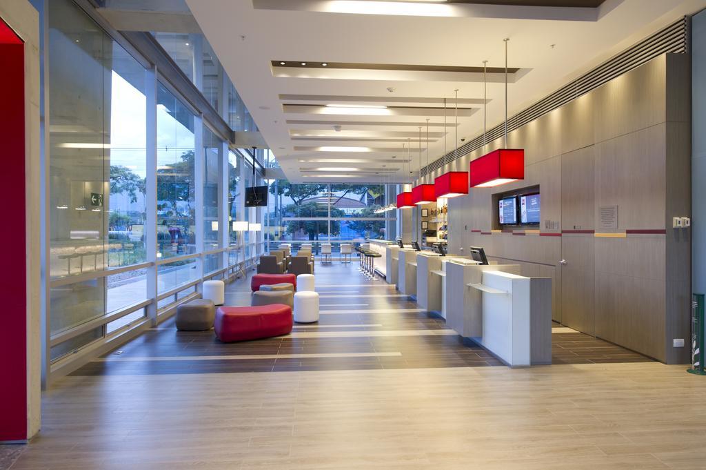 Ibis Medellin Hotel Exterior foto